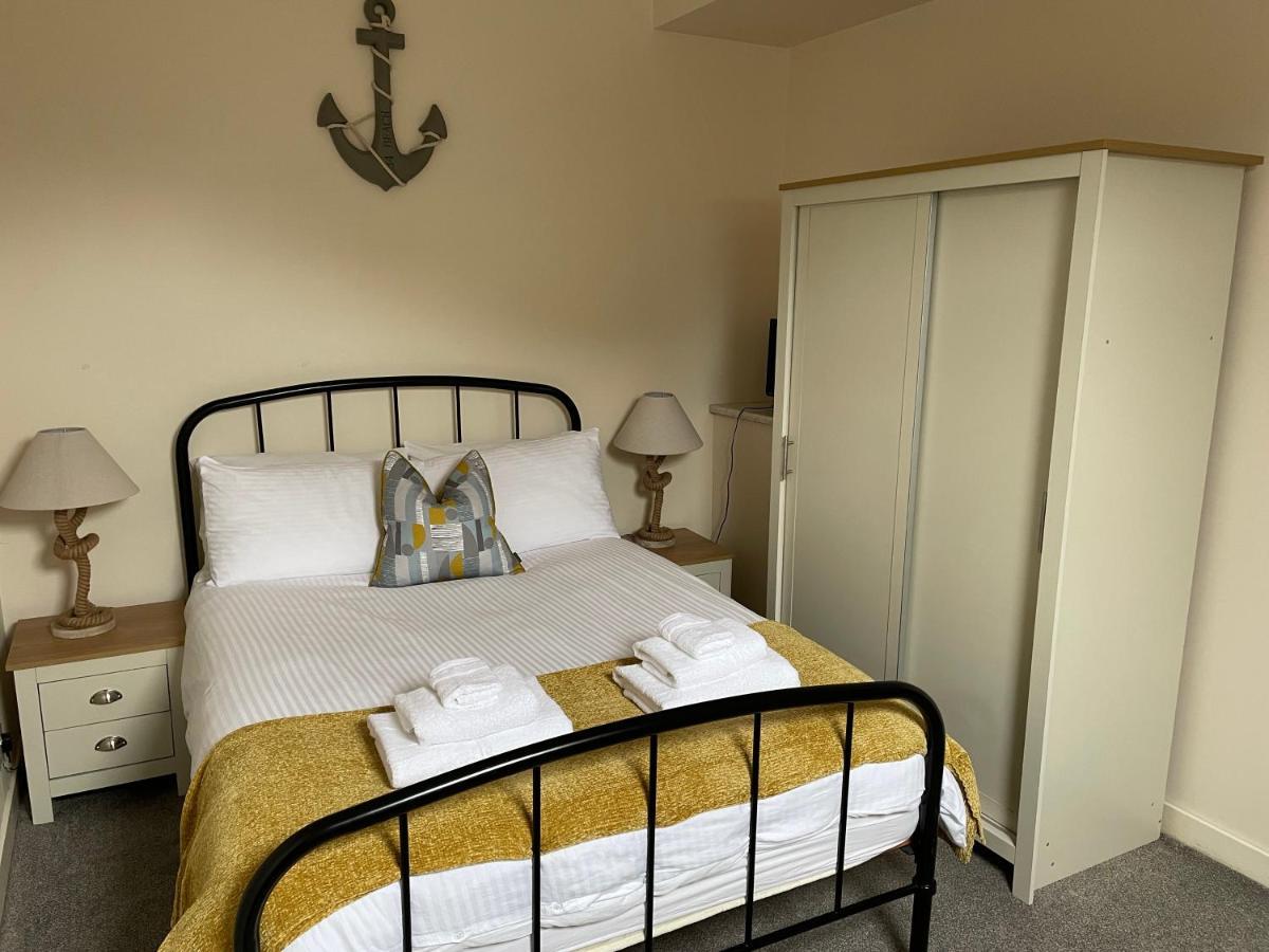 2 Bedroom Flat In Stornoway Town Centre Esterno foto