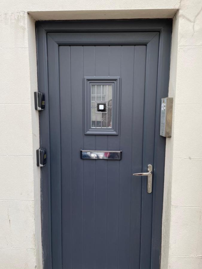 2 Bedroom Flat In Stornoway Town Centre Esterno foto